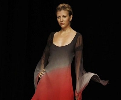 A picture of Stephanie Rose Bongiovi modeling.